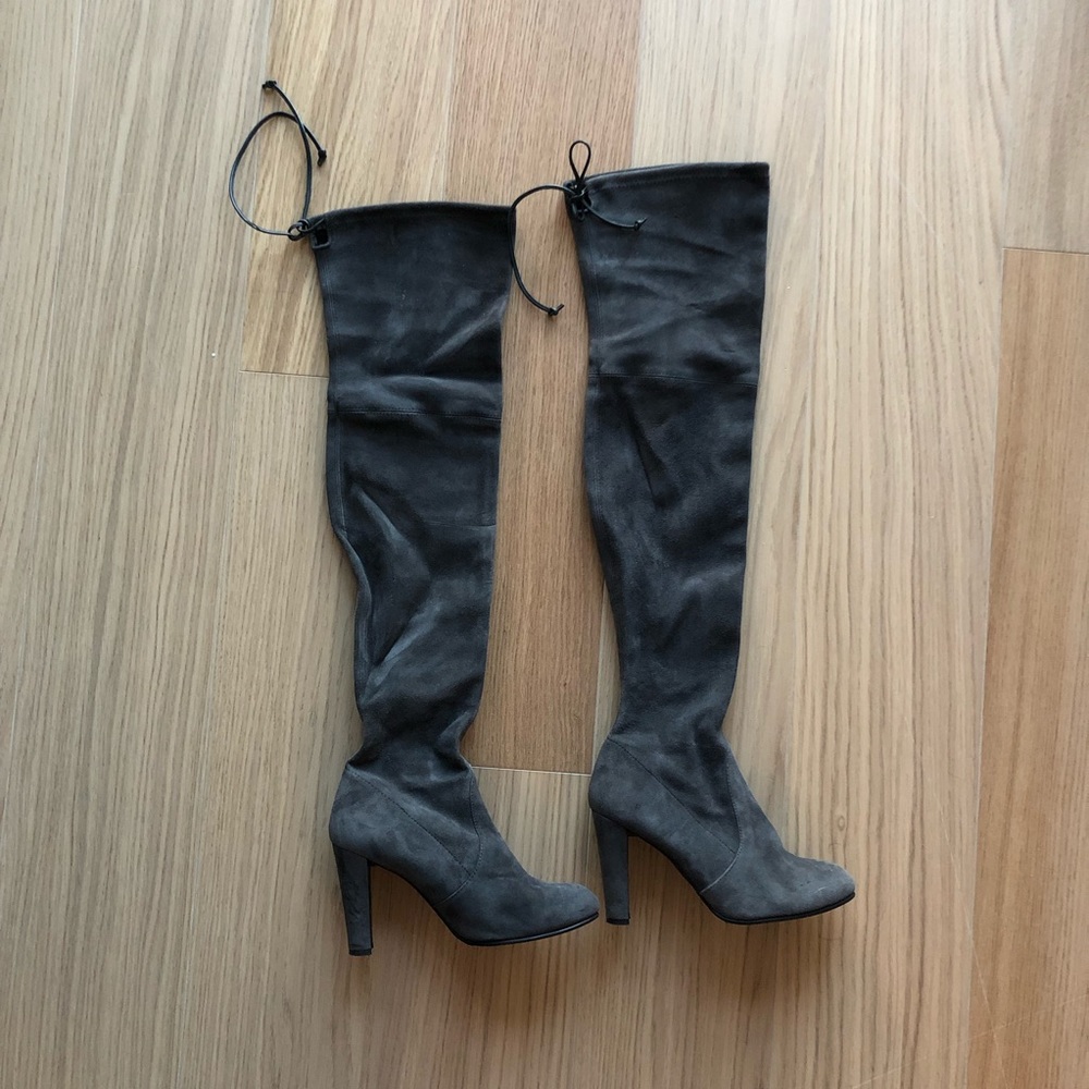 Stuart Weitzman “Highland” over the knee boots. - Picture 4 of 6